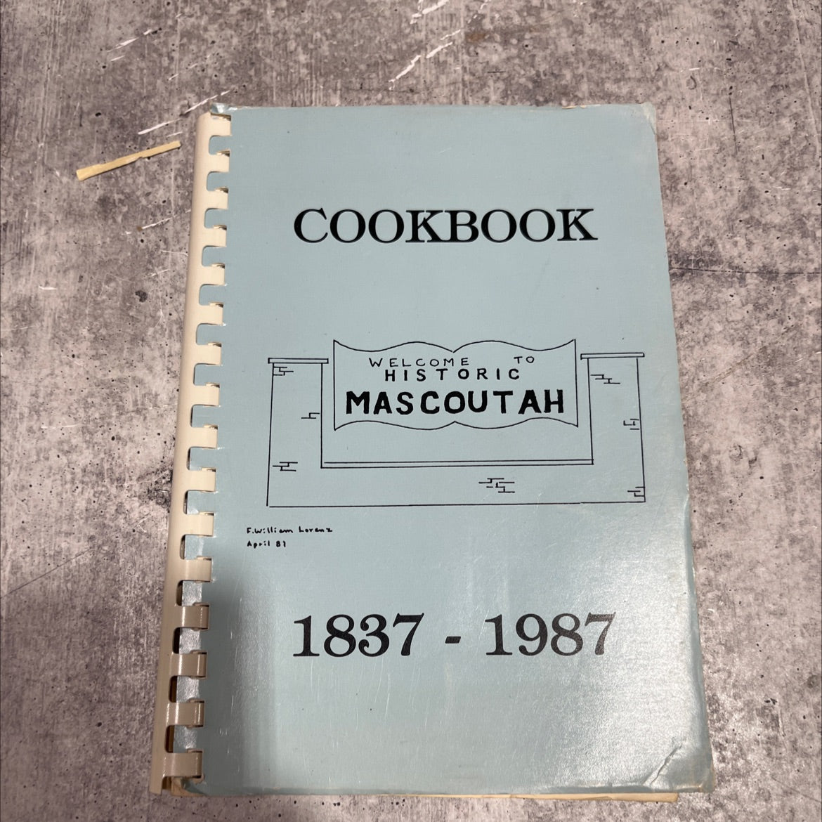 a book of favorite recipes book, by mascouth tuesday woman's club, inc., 1987 Paperback image 1