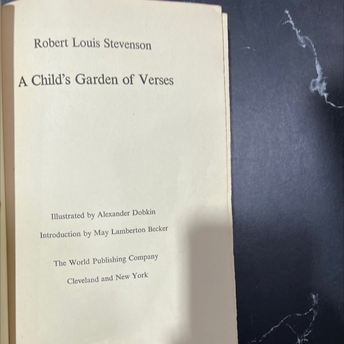 a child's garden of verses book, by robert louis stevenson, 1946 Hardcover image 2