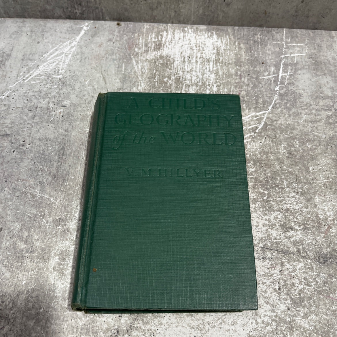 a child's geography of the world book, by v. m. hillyer, 1940 Hardcover image 1