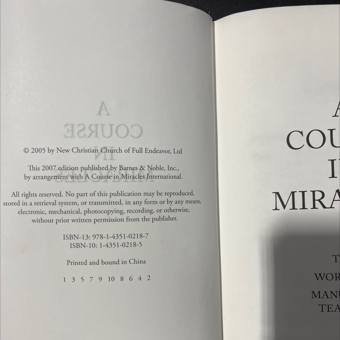 a course in miracles book, by unknown, 2007 Leather image 3