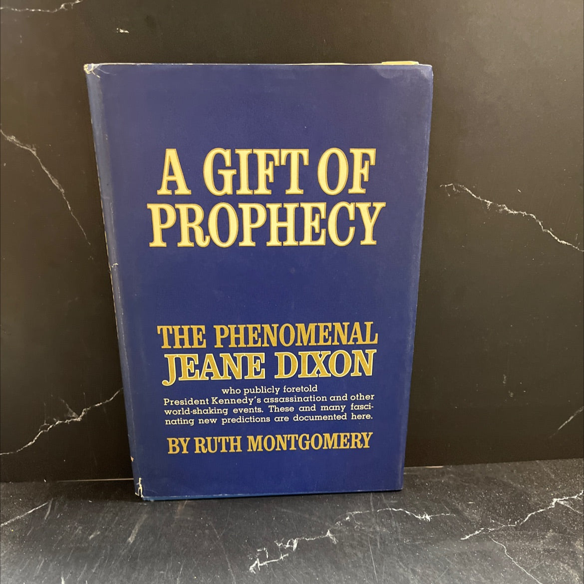 a gift of prophecy the phenomenal jeane dixon book, by ruth montgomery and jeane dixon, 1965 Hardcover image 1