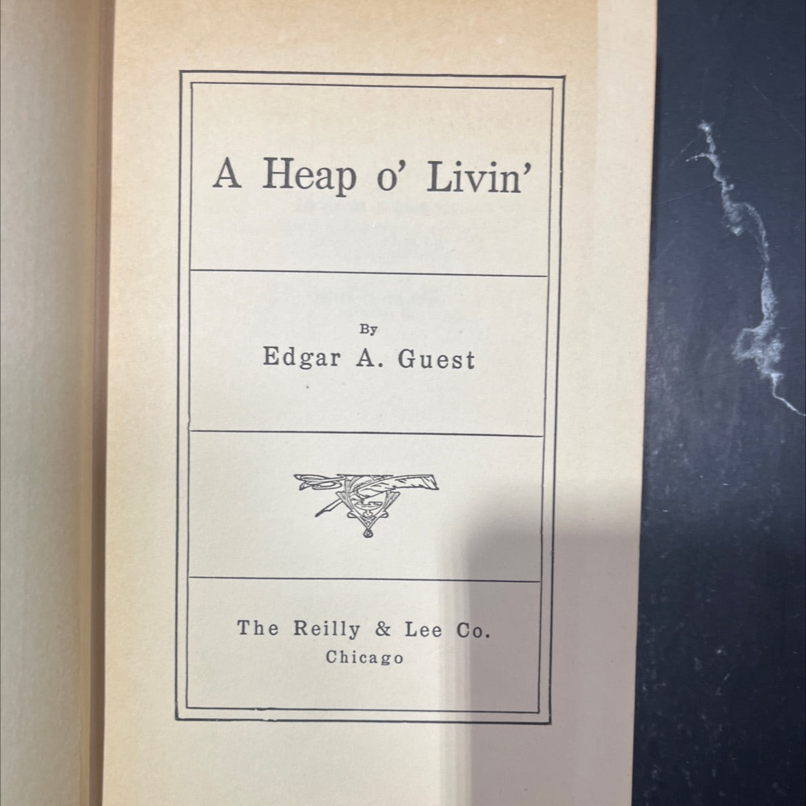 a heap o' livin' book, by edgar a. guest, 1916 Hardcover image 2