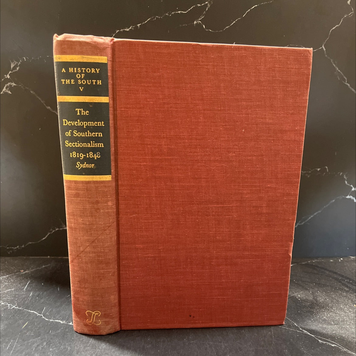 a history of the south volume v the development of southern sectionalism 1819-1848 book, by charles s. sydnor, 1948 image 1