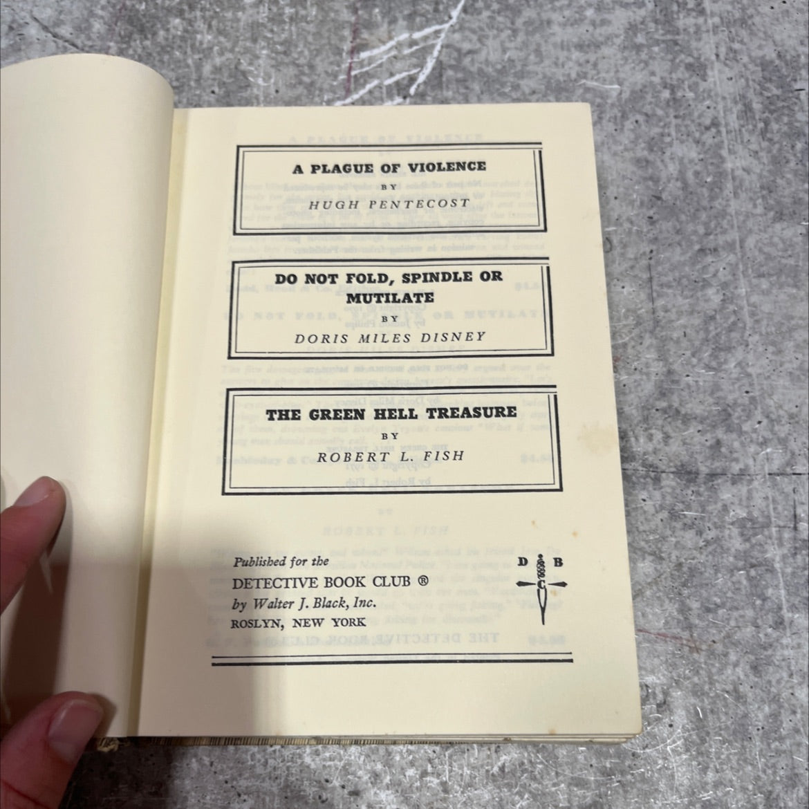 a plague of violence book, by hugh pentecost, 1970 Hardcover image 2