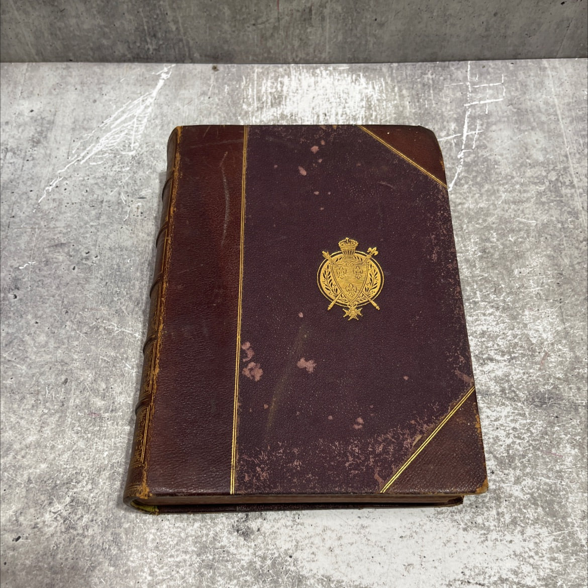 a popular history of france, from the earliest times book, by m. guizot, 1970 Leather image 1