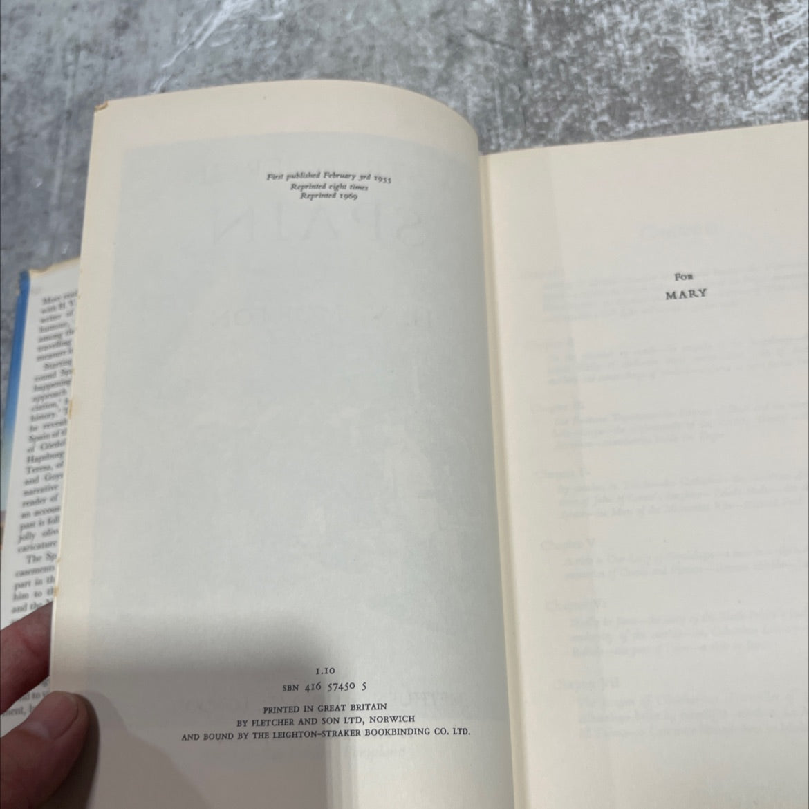 a stranger in spain book, by h. v. morton, 1969 Hardcover image 3