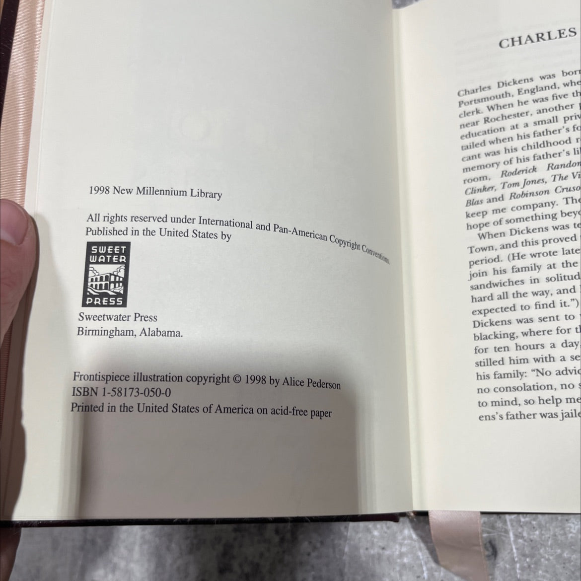 a tale of two cities book, by charles dickens, 1999 Leather image 3