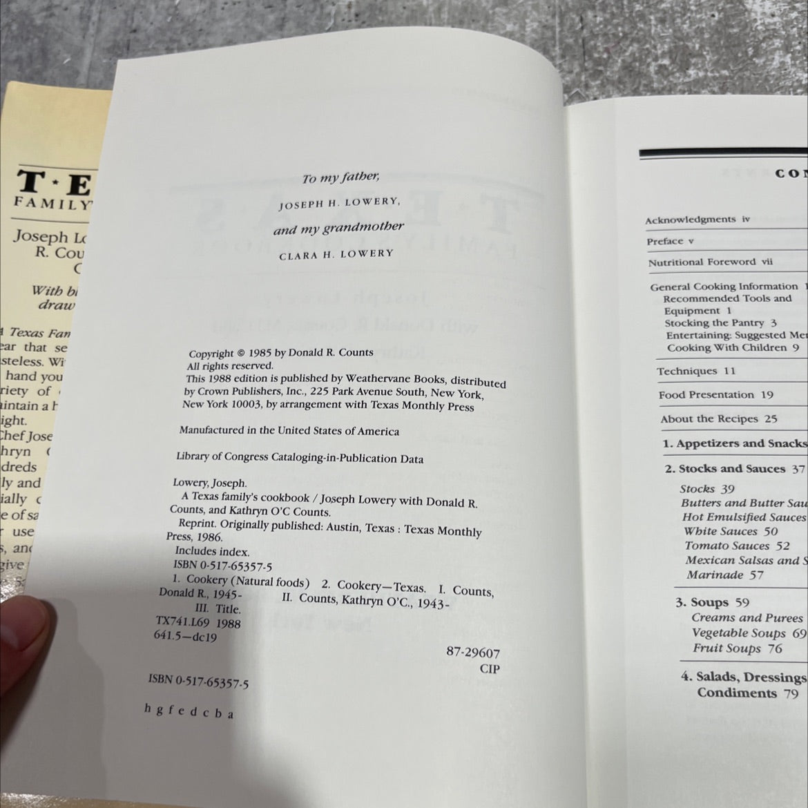 a texas family's cookbook book, by Joseph Lowery, 1988 Hardcover image 3