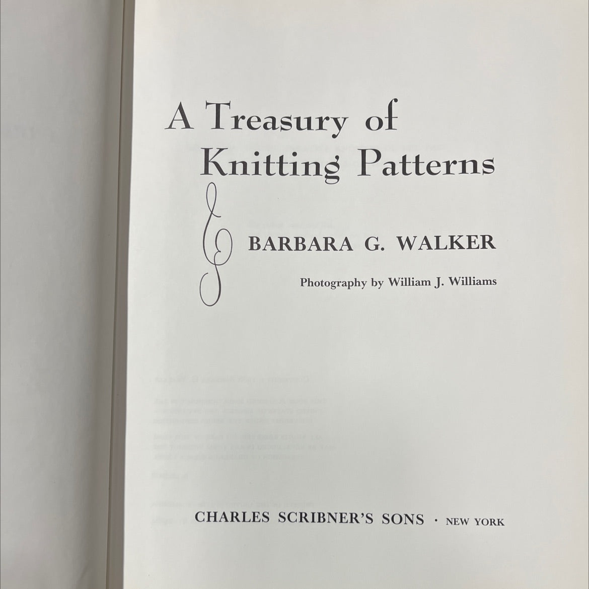 a treasury of knitting patterns book, by barbara g. walker, 1968 Hardcover image 2