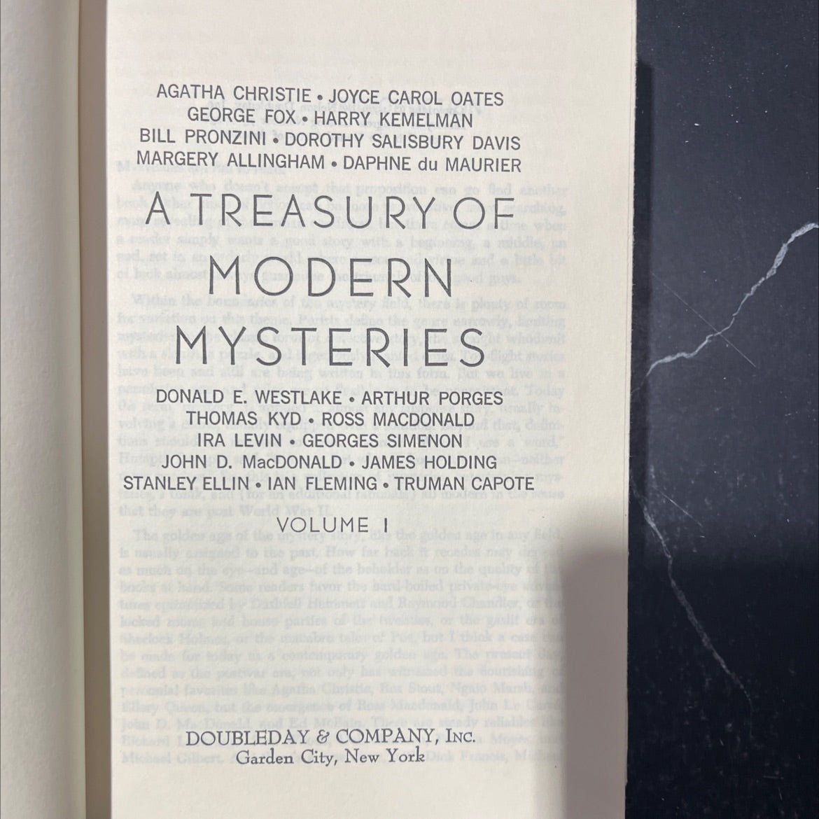 a treasury of modern mysteries book, by various, 1973 Hardcover image 2