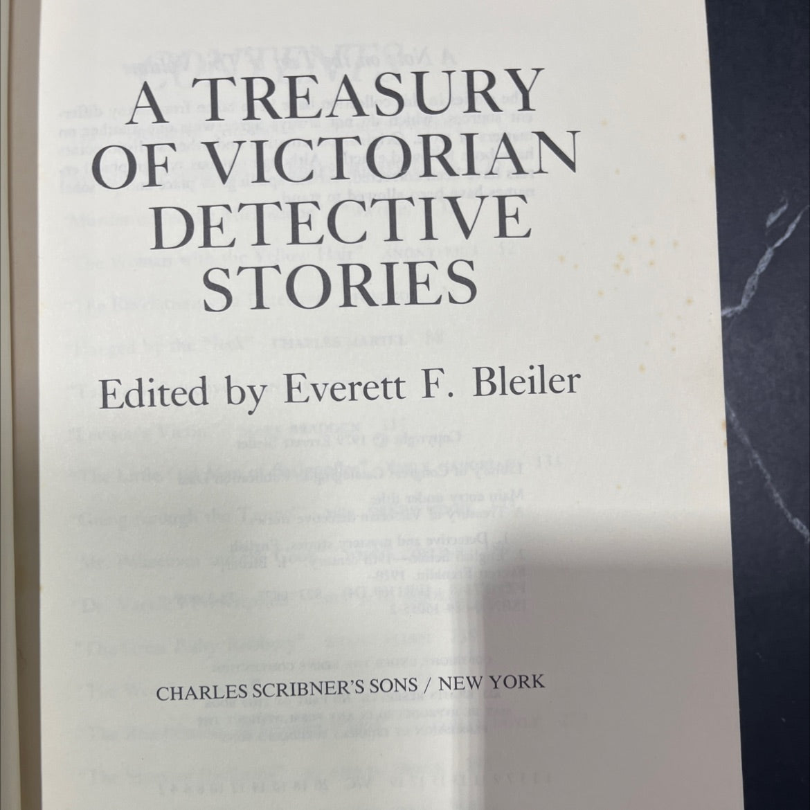 a treasury of victorian detective stories book, by everett f. bleiler, 1979 Hardcover image 2