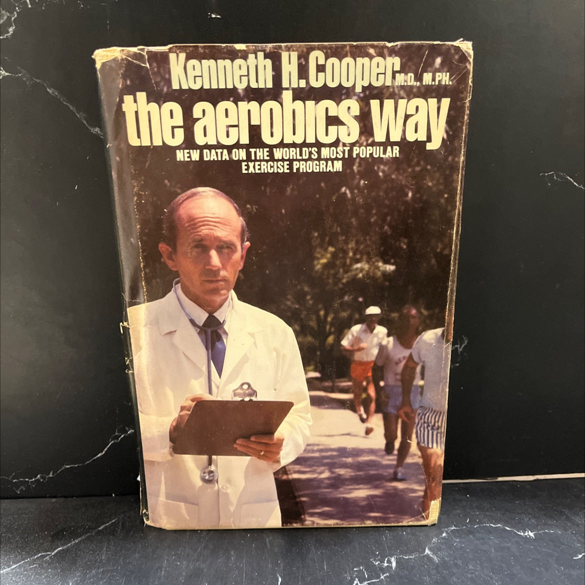 SIGNED aerobics the new aerobics robics for women book, by Kenneth H. Cooper, M.D., 1977 Hardcover, Vintage image 1