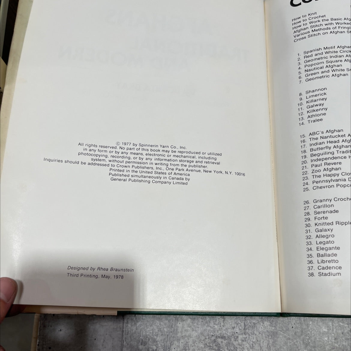 afghans traditional and modern book, by bonita bray, 1977 Hardcover image 3