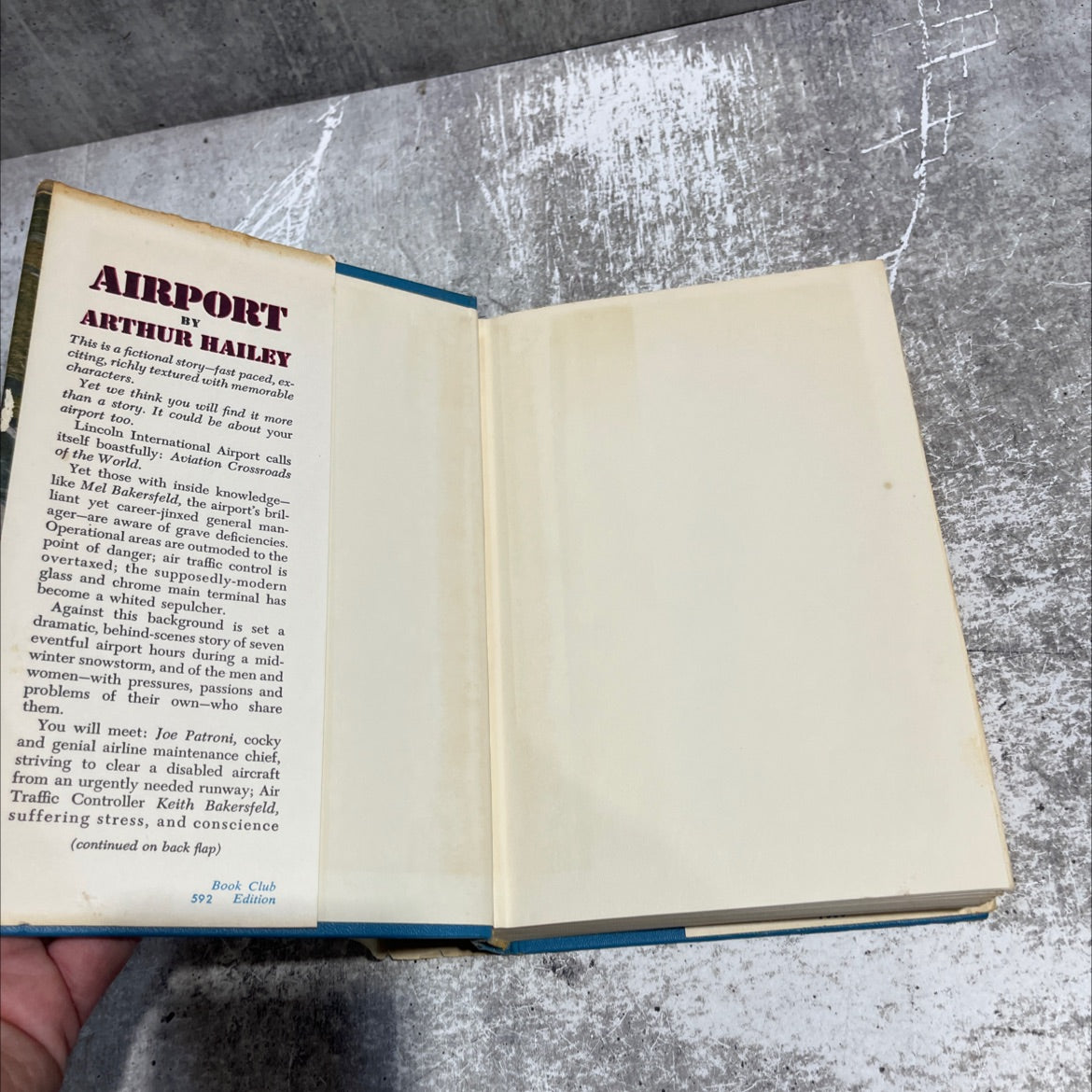 airport book, by Arthur Hailey, 1968 Hardcover image 4