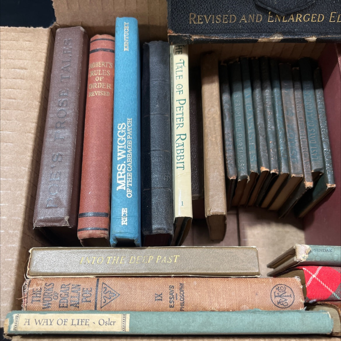 Mini book collection - ancient rome book, by unknown, 1970 Hardcover image 3