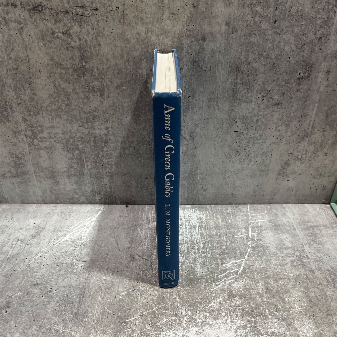 anne of green gables book, by l. m. montgomery, 1989 Hardcover image 4