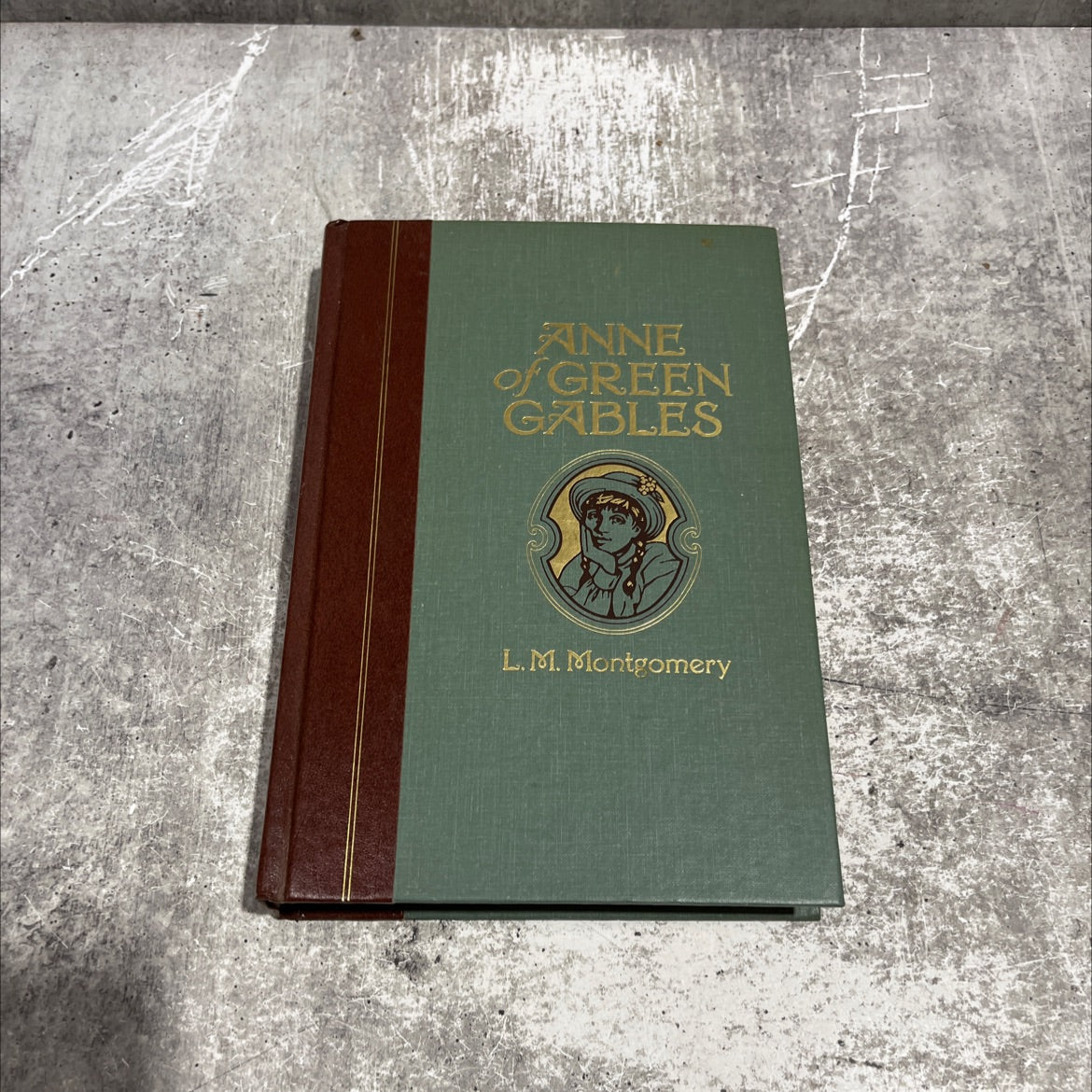 anne of green gables book, by L.M. Montgomery, 1992 Hardcover image 1