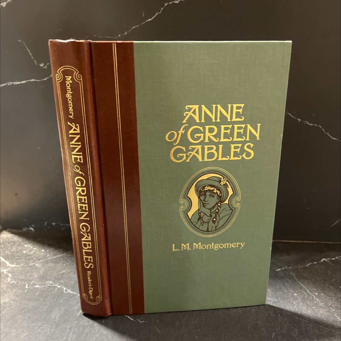 anne of green gables book, by L.M. Montgomery, 1992 Hardcover image 1
