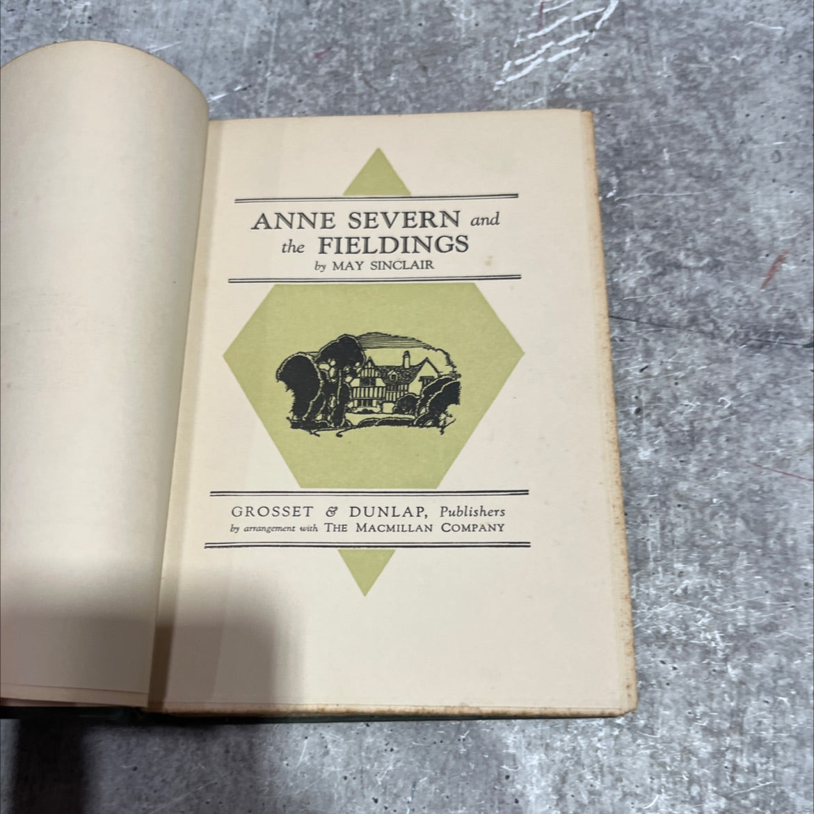 anne severn and the fieldings book, by may sinclair, 1927 Hardcover image 2