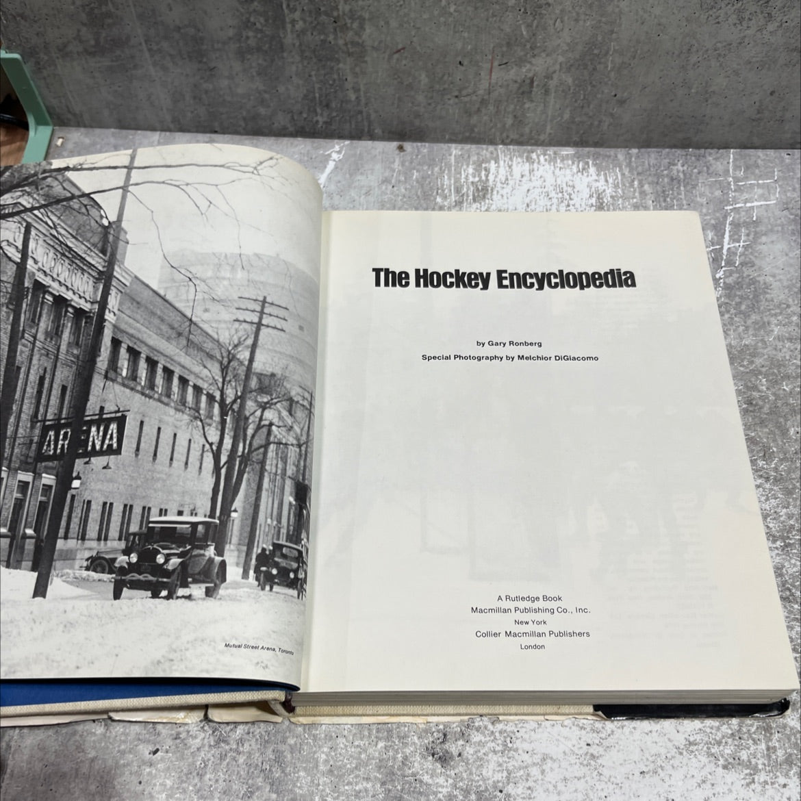 arena the hockey encyclopedia book, by Gary Ronberg, 1974 Hardcover image 2