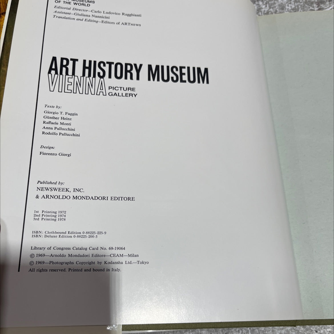 art history museum vienna picture gallery book, by Giorgio T. Faggin, Günther Heinz, Raffaele Monti, Anna Pallucchini, image 3
