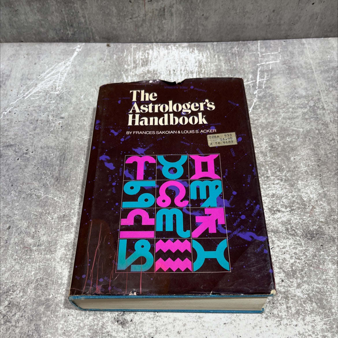 astrologer's handbook book, by frances sakoian, louis s. acker, 1973 Hardcover image 1