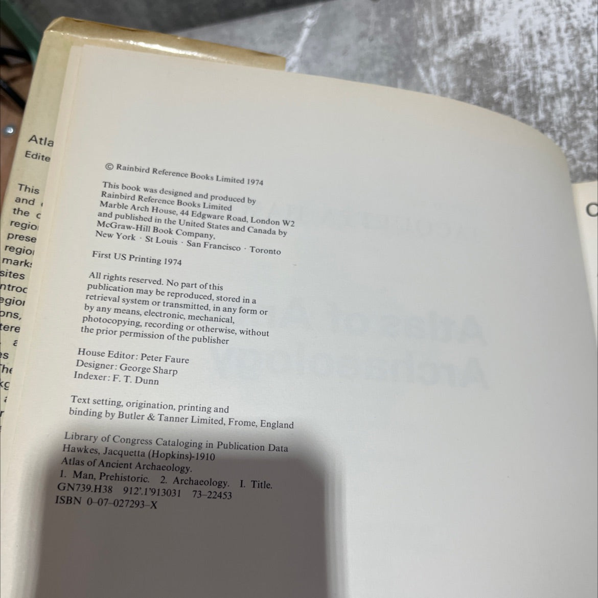 atlas of ancient archaeology book, by jacquetta hawkes, 1974 Hardcover image 3