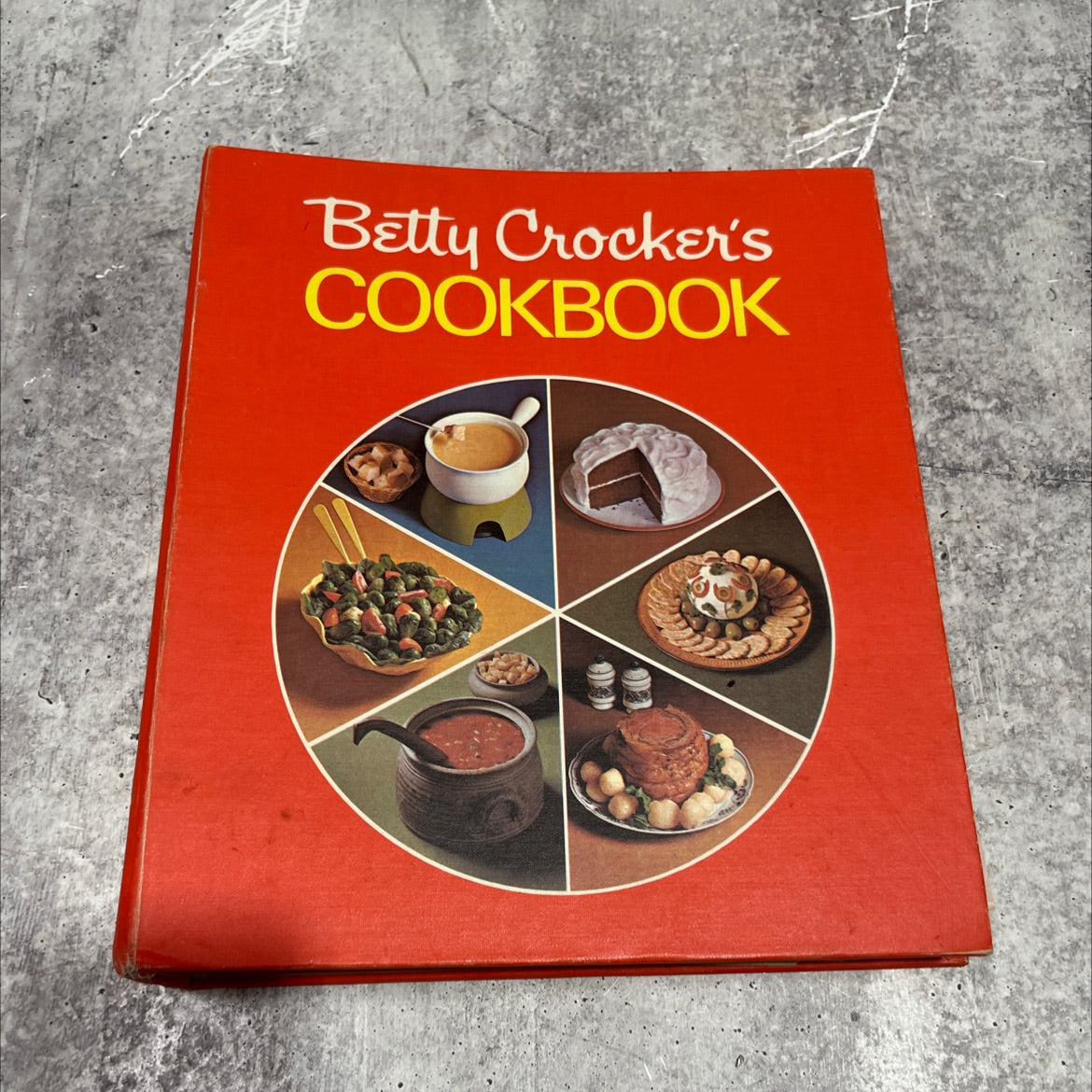 betty crocker's cookbook book, by unknown, 1974 Hardcover image 1