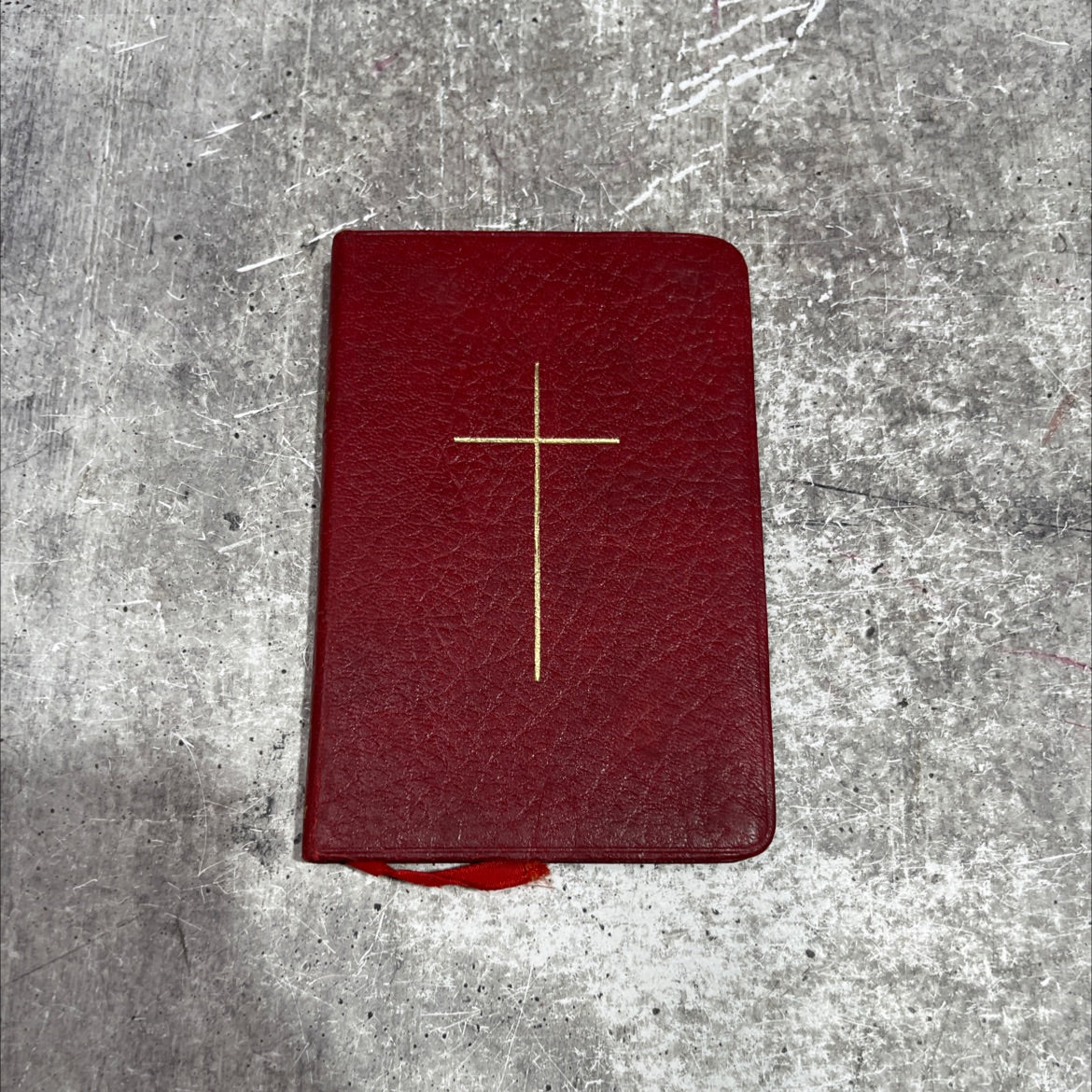 book of common prayer and administration of the sacraments and other rites and ceremonies of the church according to image 1