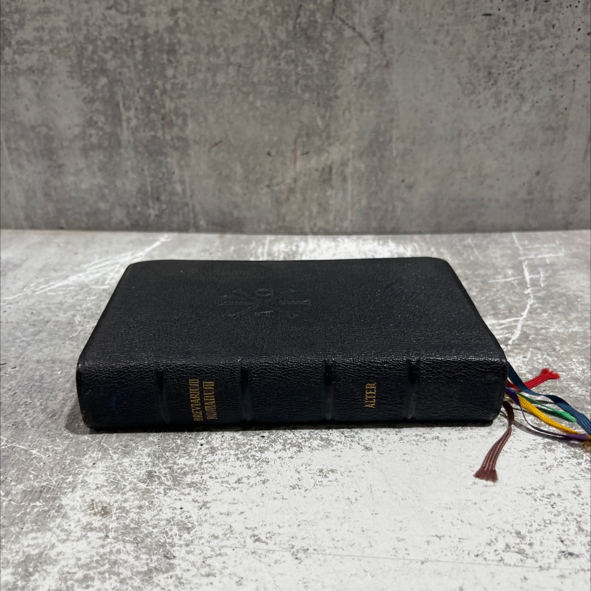 breviarium romanum book, by unknown, 1970 Leather image 4