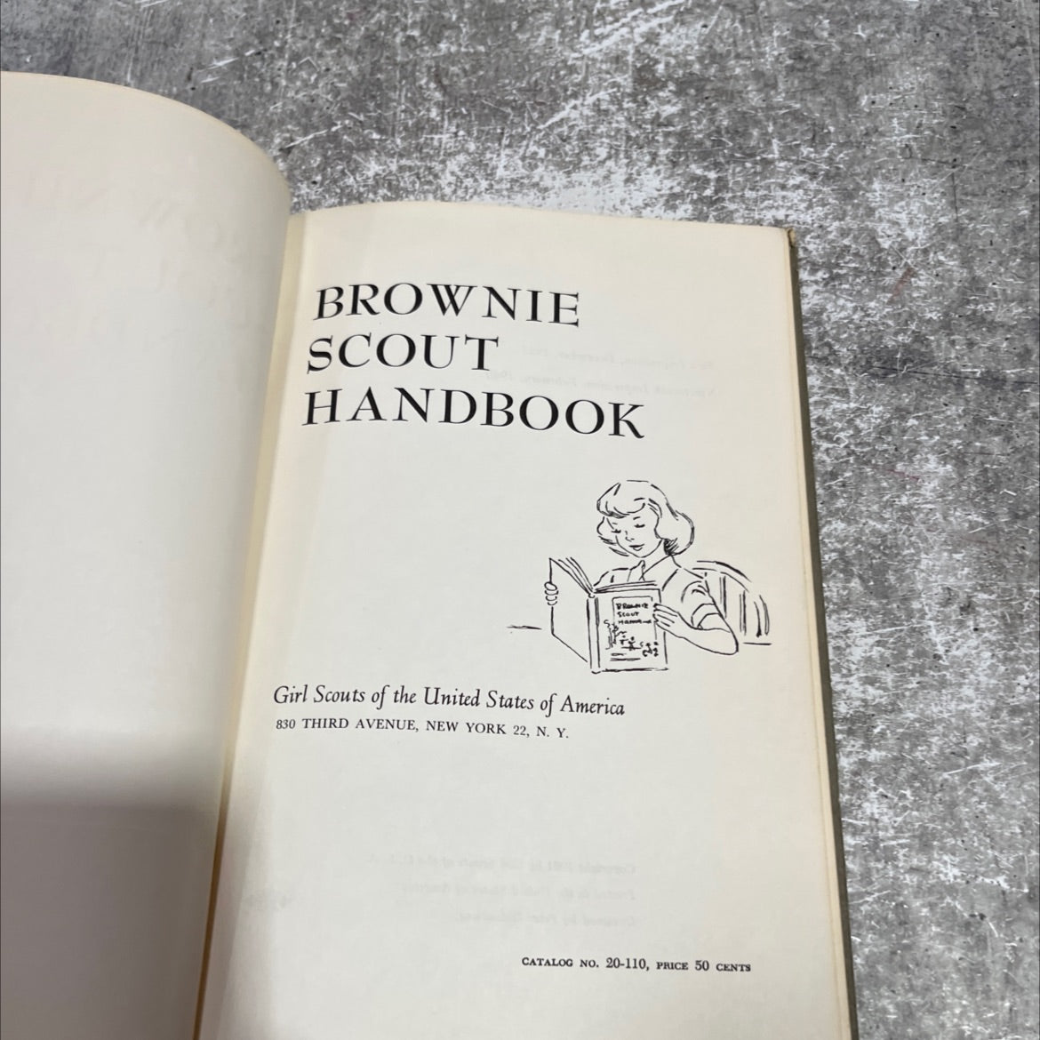 brownie scout handbook book, by girl scouts of the united states of america, 1960 Hardcover image 2