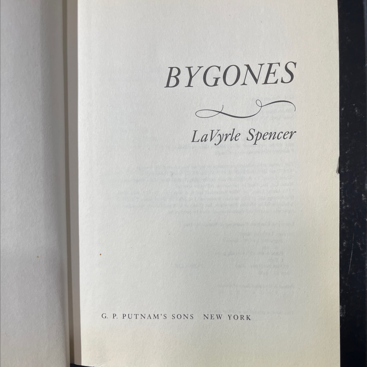bygones book, by lavyrle spencer, 1992 Hardcover image 2