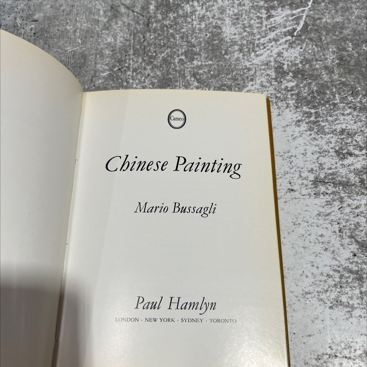 cameo chinese painting book, by mario bussagli, 1969 Hardcover image 2