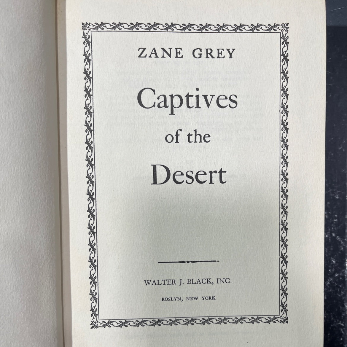 captives of the desert book, by zane grey, 1954 Hardcover image 2