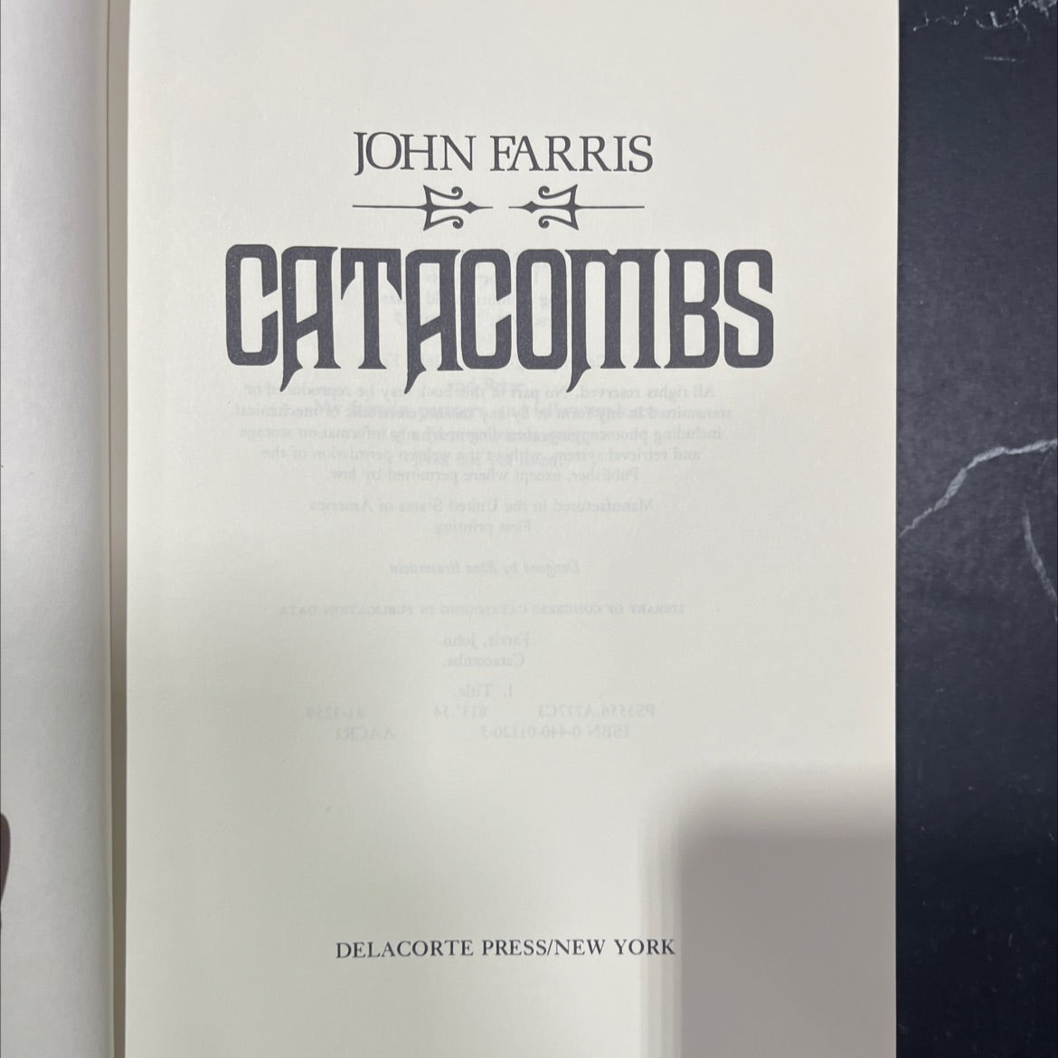 catacombs book, by john farris, 1981 Hardcover image 2