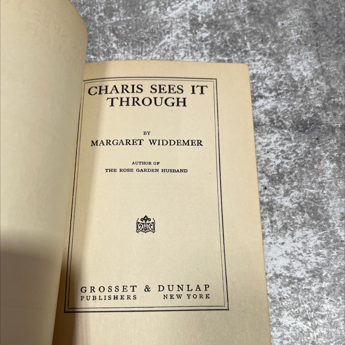 charis sees it through book, by margaret widdemer, 1924 Hardcover image 2