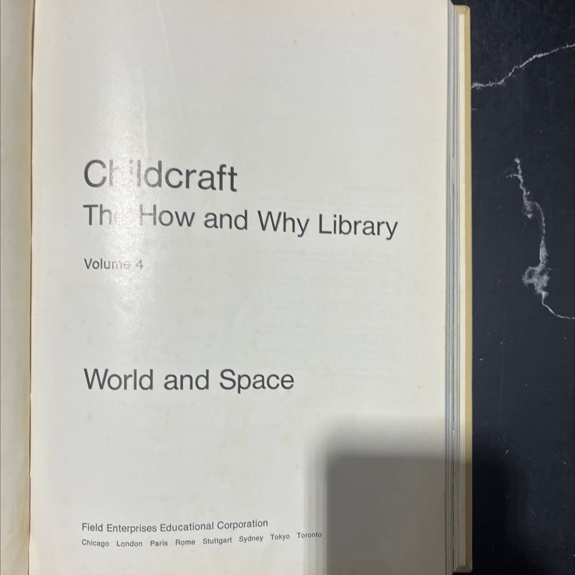 childcraft the how and why library volume 4 world and space book, by Field Enterprises Educational Corporation, 1973 image 2