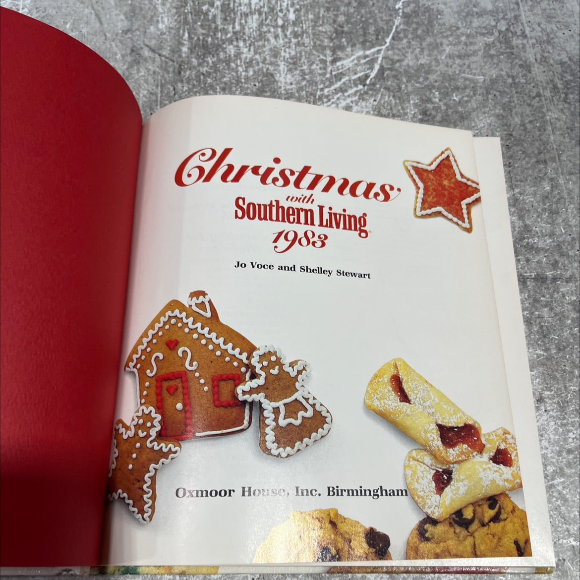 christmas southern living book, by Jo Voce and Shelley Stewart, 1983 Hardcover image 2