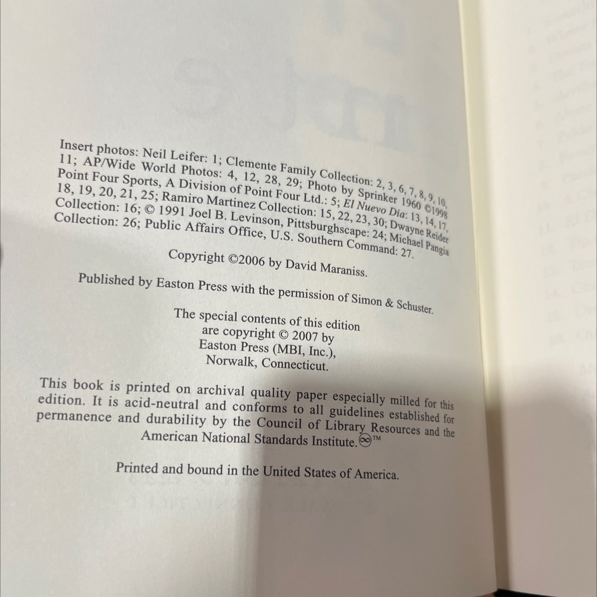 clemente the passion and grace of baseball's last hero book, by David Maraniss, 2007 Leather image 3