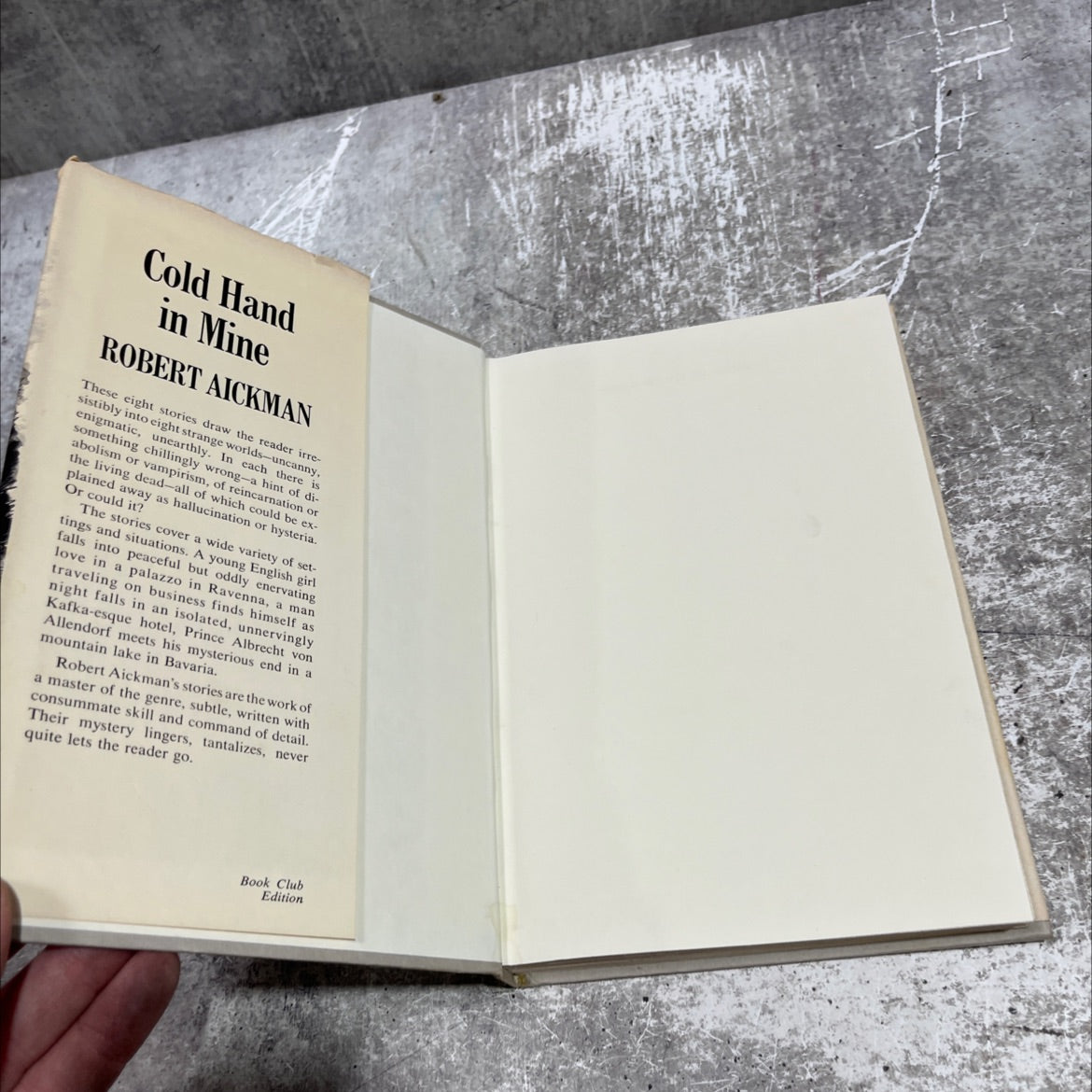 cold hand in mine strange stories book, by robert aickman, 1975 Hardcover image 4