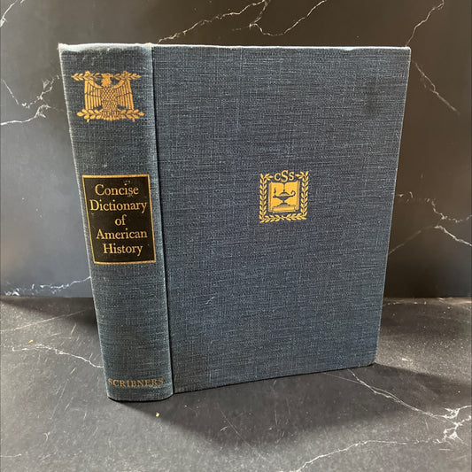 concise dictionary of american history book, by wayne andrews, 1962 Hardcover image 1
