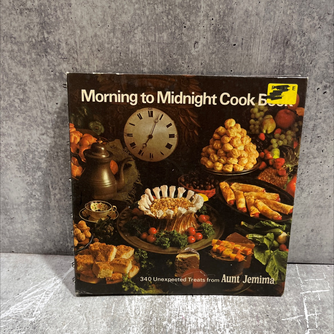 cool whije phil creme cheese fruit cocktail drained book, by aunt jemima, 1969 Hardcover image 1