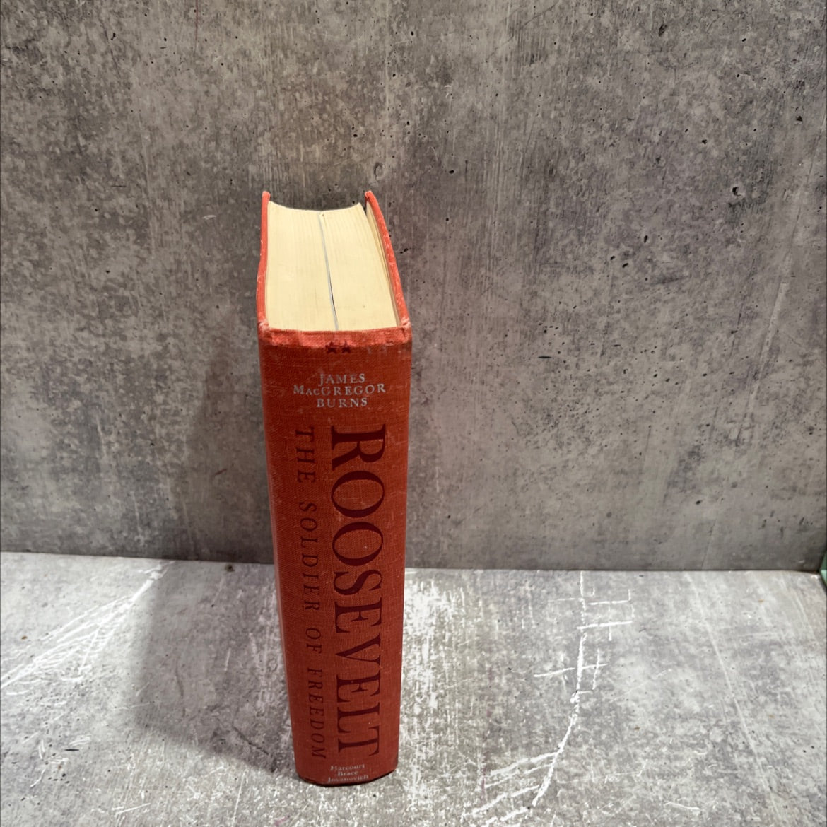 crucible of leadership four-party politics in america book, by James MacGregor Burns, 1970 Hardcover image 4