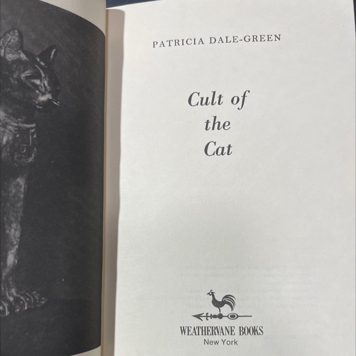 cult of the cat book, by patricia dale-green, 1970 Hardcover image 2