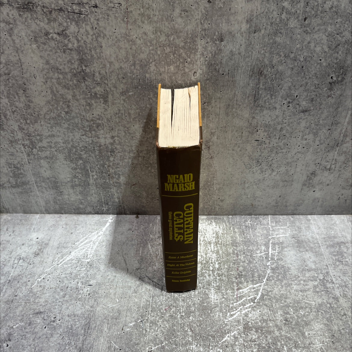curtain calls: three great mysteries book, by ngaio marsh, 1969 Hardcover image 4