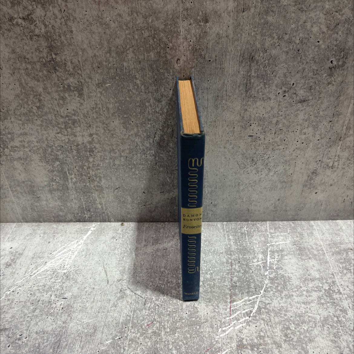 damon runyon favorites book, by damon runyon, 1946 Hardcover image 4