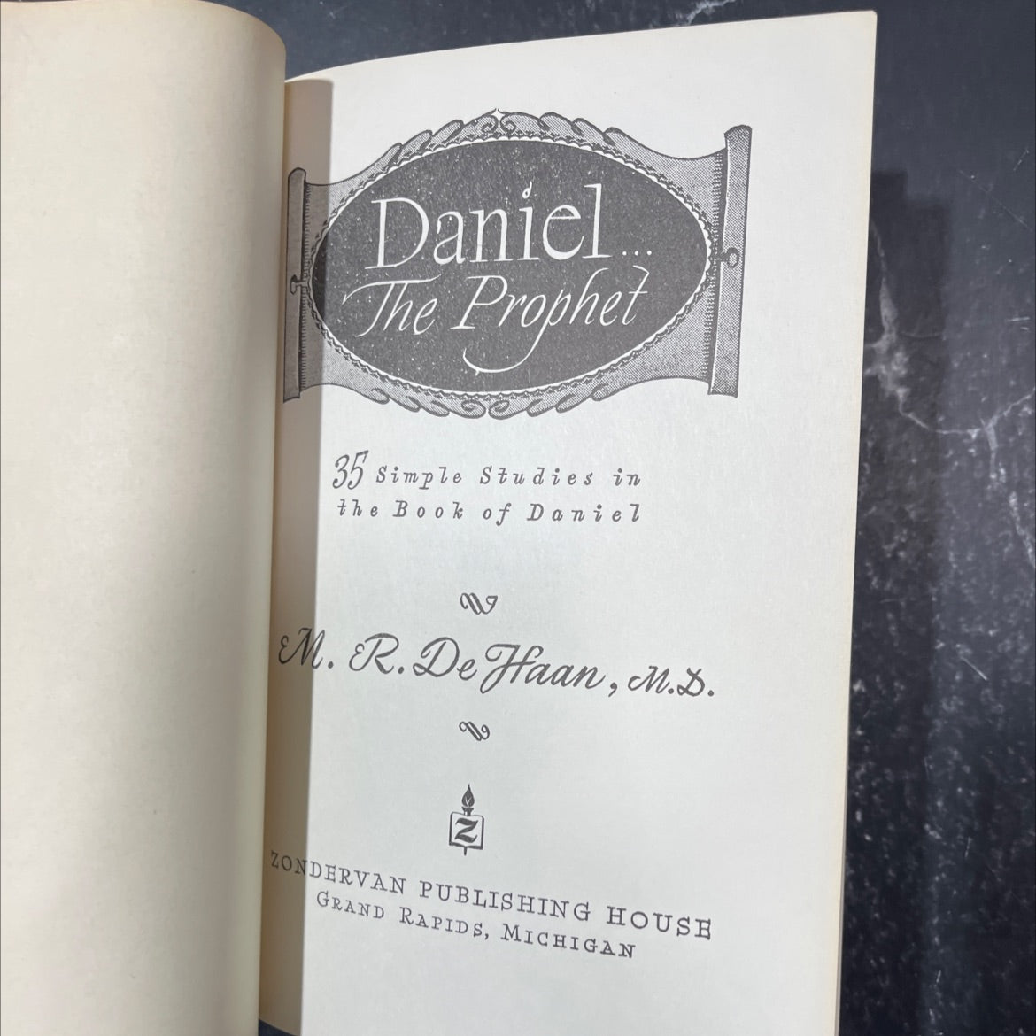 daniel the prophet book, by m. r. de haan, m.d., 1965 Hardcover image 2