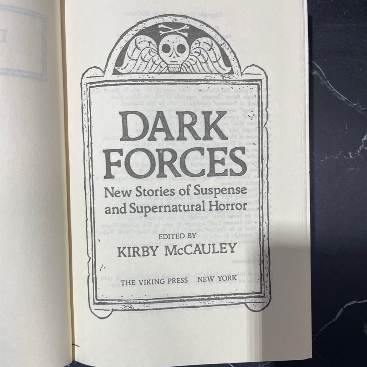 dark forces new stories of suspense and supernatural horror book, by kirby mccauley, 1980 Hardcover image 2