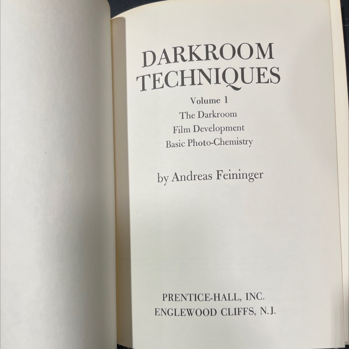 darkroom techniques volume 1 the darkroom film development basic photo-chemistry book, by andreas feininger, 1974 image 2