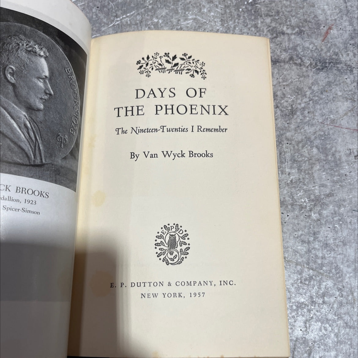 days of the phoenix the nineteen-twenties i remember book, by van wyck brooks, 1957 Hardcover image 2